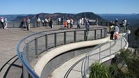  The viewing area at Echo Point has a broad sweep